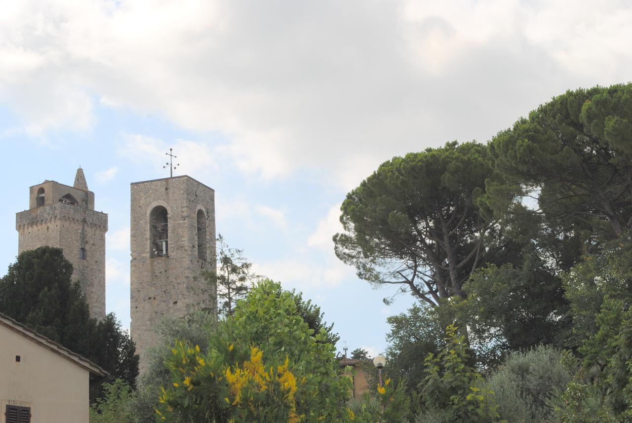 Hotel La Casa Dei Vezzi San Gimignano Exterior foto
