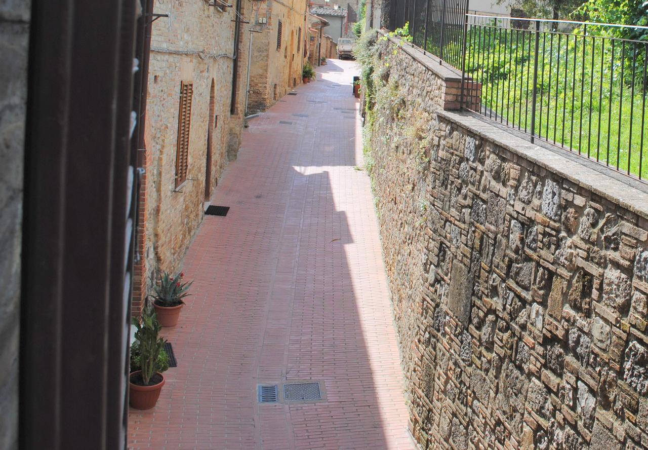 Hotel La Casa Dei Vezzi San Gimignano Exterior foto