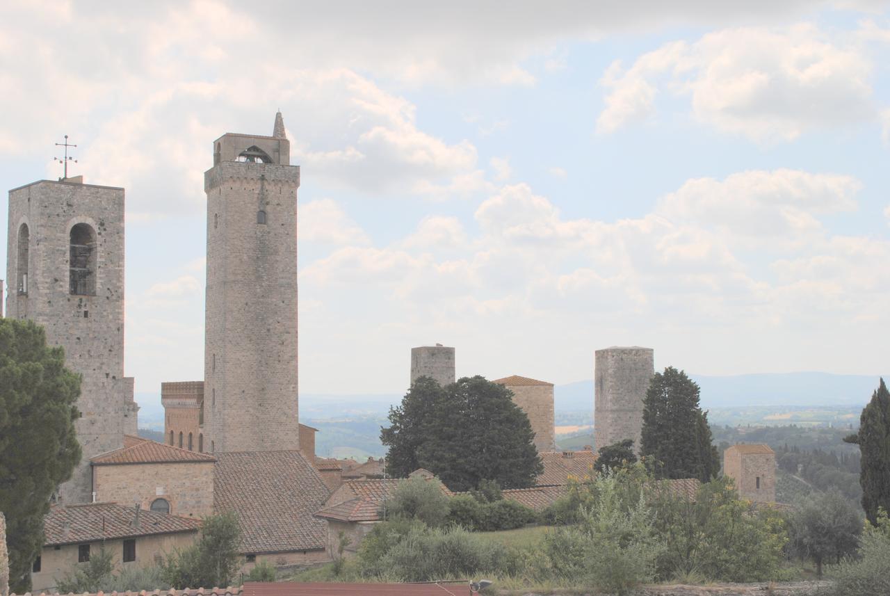 Hotel La Casa Dei Vezzi San Gimignano Exterior foto