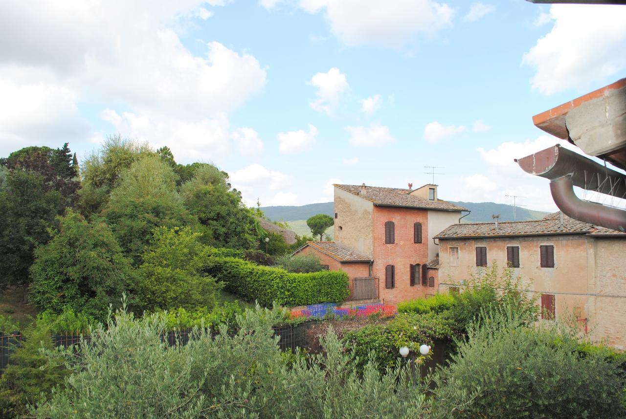 Hotel La Casa Dei Vezzi San Gimignano Exterior foto