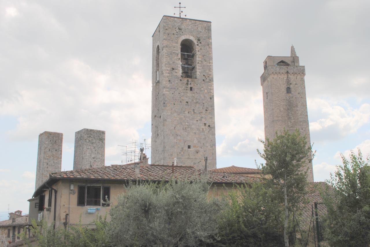 Hotel La Casa Dei Vezzi San Gimignano Exterior foto
