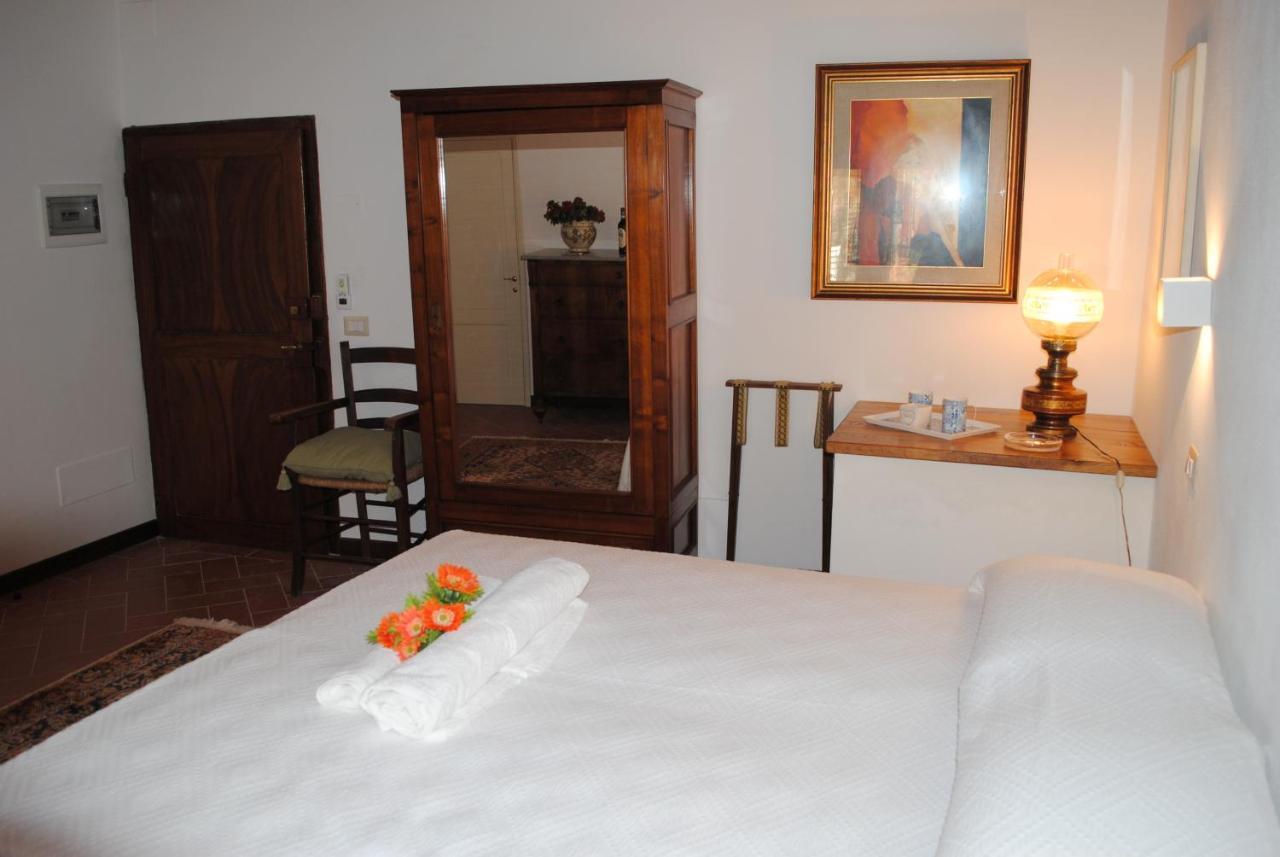 Hotel La Casa Dei Vezzi San Gimignano Exterior foto